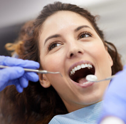 Oral Surgery vs. Traditional Dentistry: When Surgical Intervention Is Necessary