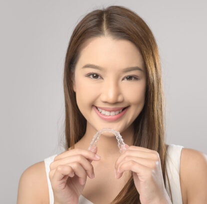 The Advantages of Invisalign: Beyond Aesthetics to Improved Oral Health